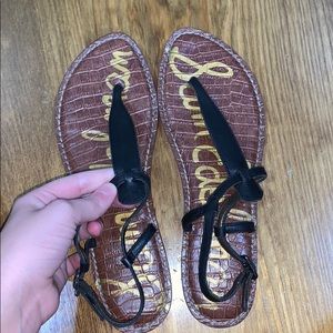 Sam Edelman black thong sandal